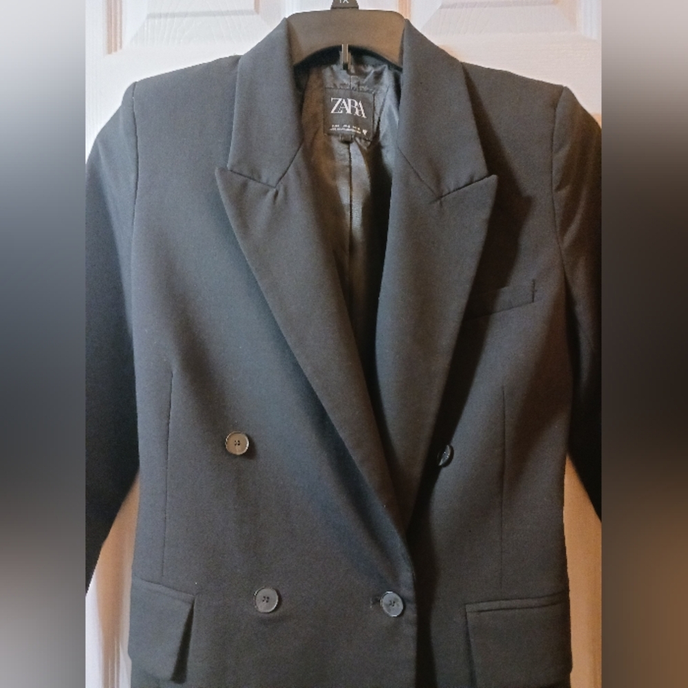Zara Classic Black BLAZER  Size Small